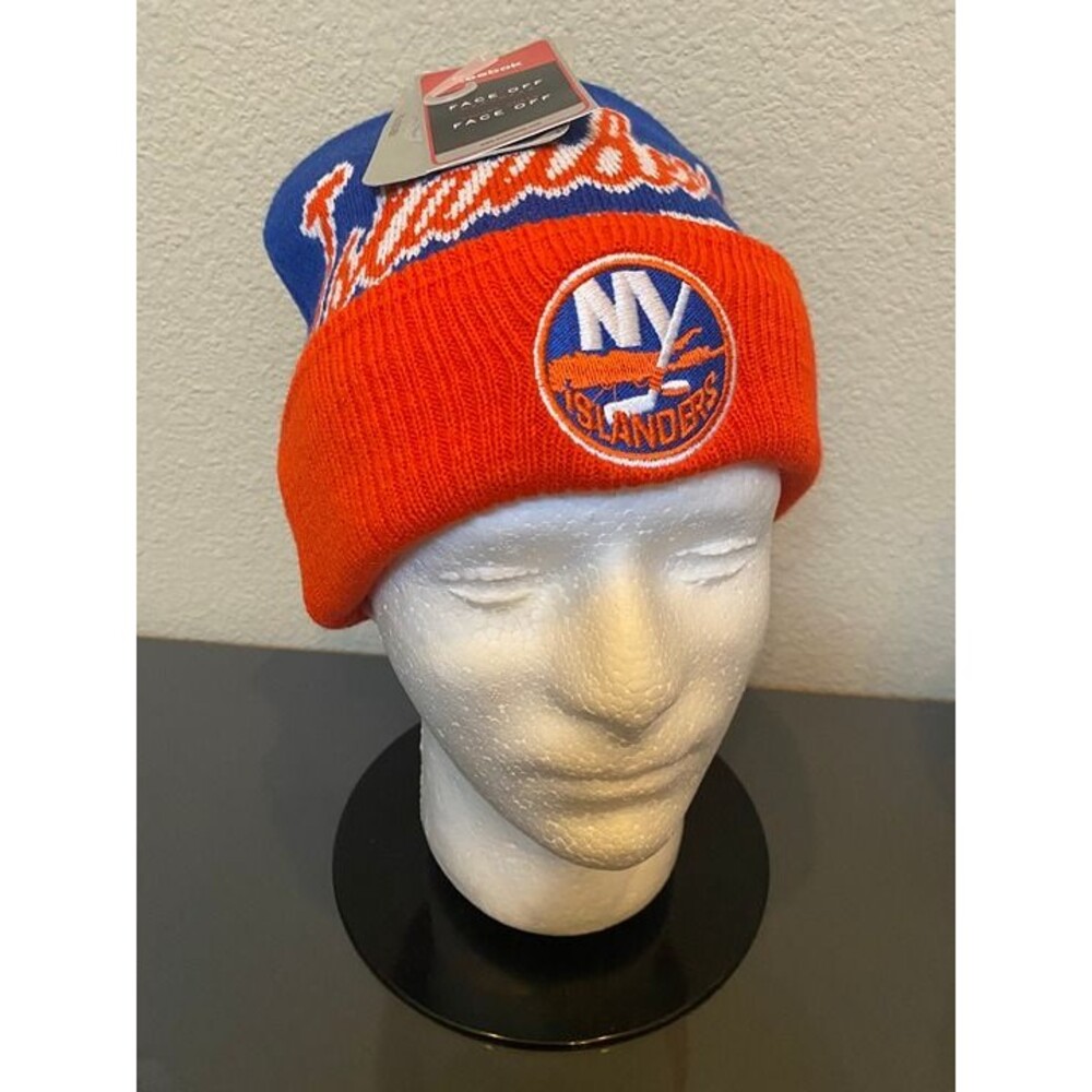 Reebok Face Off Collection New York Islanders Beanie - Youth Size - New with Tag
